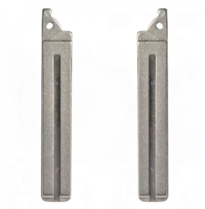 TOYOTA YARIS FLIP KEY BLADE TOY48