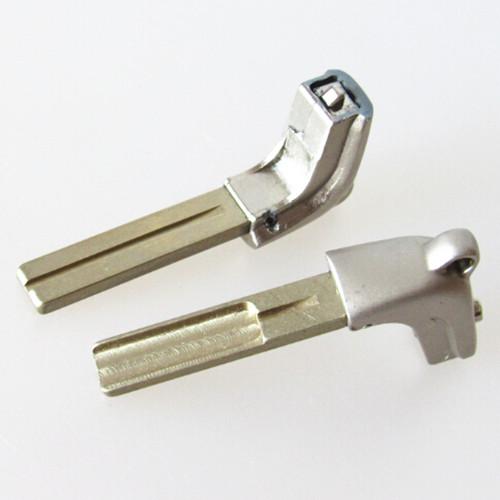 LEXUS EMERGENCY KEY BLADE (1 SIDE)