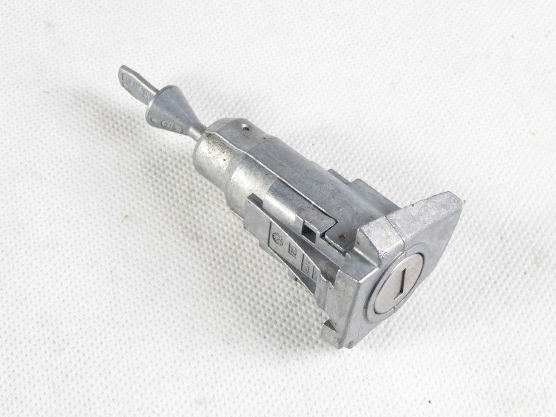 CERRADURA PUERTA IZQUIERDA VW GOLF VII HU66 (5G0837167)  - ORIGINAL - 