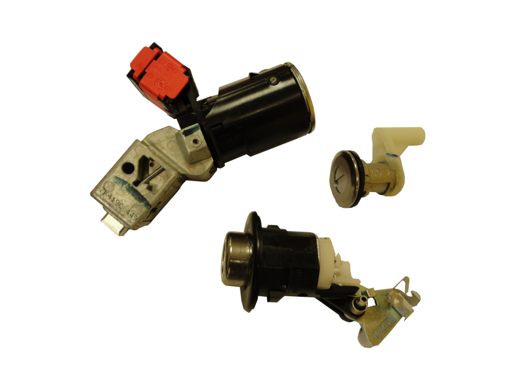 KIT SERRURES RNLT VAC102 (DEMARREUR ENCURVE, PORTE ET COFFRE) - ORIGINALE