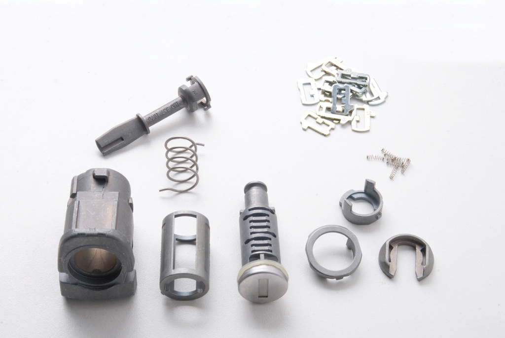  SEAT TOLEDO DISASSEMBLED LEFT DOOR LOCK, LEON WITH LISHI HU66