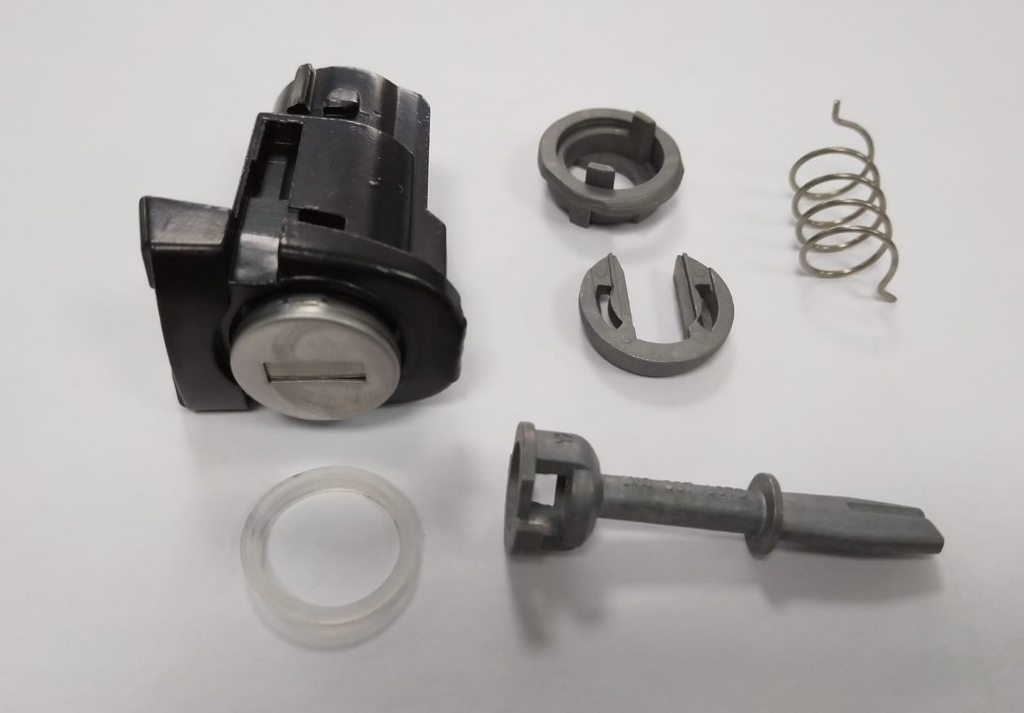  SEAT TOLEDO, LEON DISASSEMBLED DOOR LOCK WITHOUT LISHI HOOK (1M0837168D) HU66 