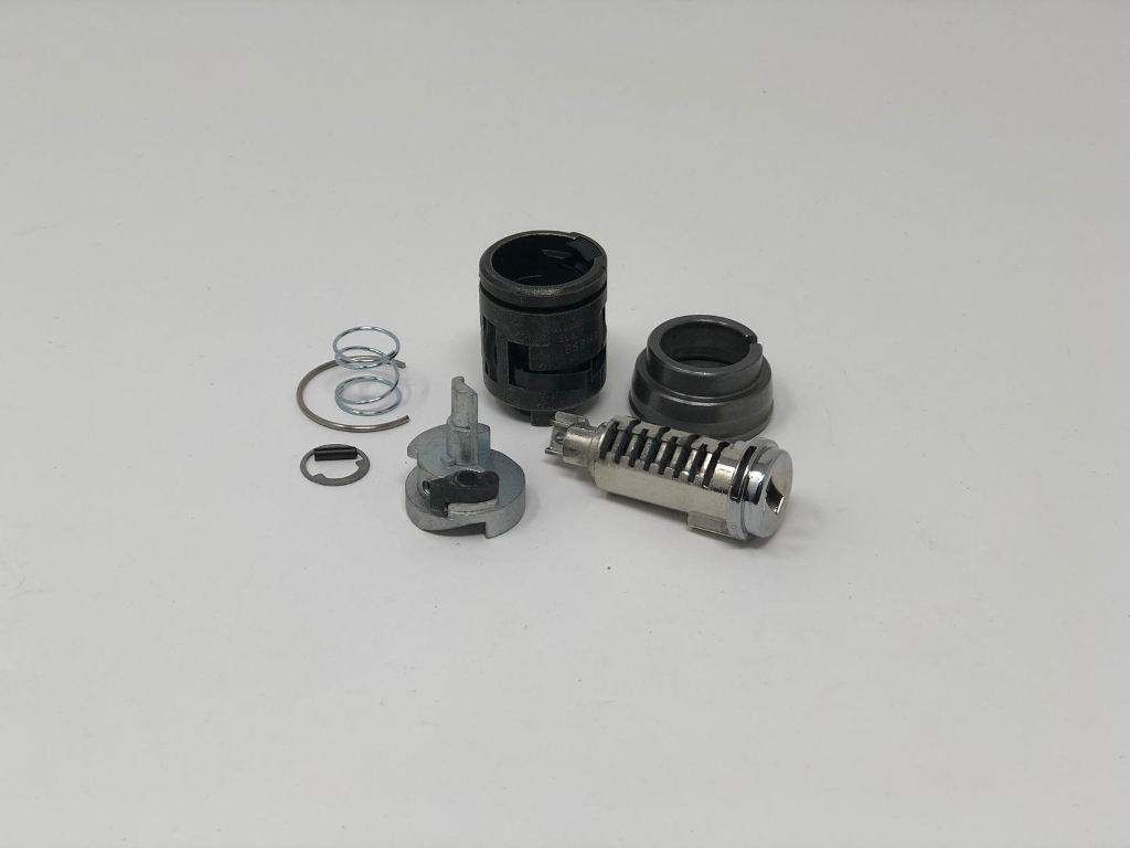 [VW66CA04B-AF] VW DISASSEMBLED IGNITION LOCK FOR GOLF (98-02), POLO (97-00) , LUPO (99-00), AROSA (98-01) HU66 (6K0955855A)