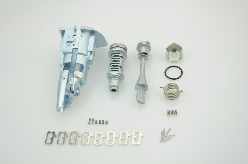 DISASSEMBLED DOOR LOCK FOR VW TOUAREG (11-13) (7P6898375) HU66