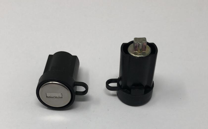 SERRURE DE BOITE A GANS DACIA HU136 - ORIGINALE - 