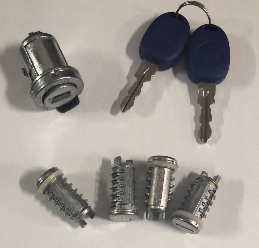 KIT SERRURES  FIAT PUNTO, PANDA, PALIO, DOBLO GT15 (DEMARREUR + 3 SERRURES) - ORIGINALE - 