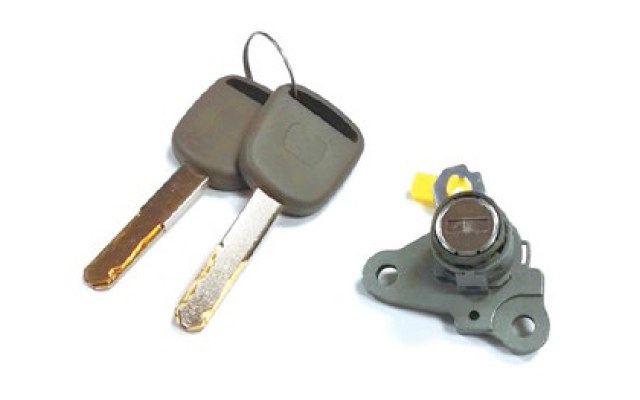 CERRADURA PUERTA HONDA CITY / FIT / JAZZ ( '03-'07)