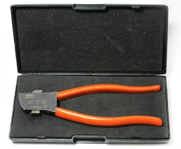 PINCE POUR COUPER LES CLÉS À VAGUE 