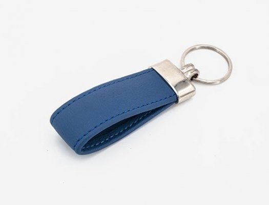 COLORED LEATHER KEYCHAIN