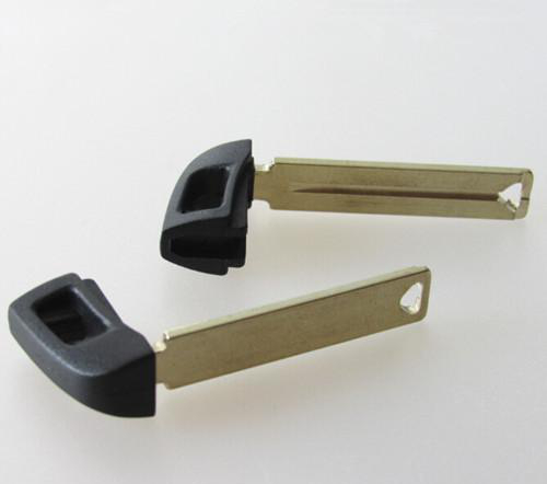 [TO48ES04] EMERGENCY KEY BLADE TOYOTA WITH 1 INTERNAL SIDE